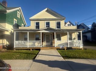 34 Terrace St, Carbondale, PA 18407