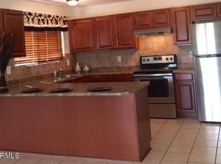 7043 N Northlight Dr, Tucson, AZ 85741