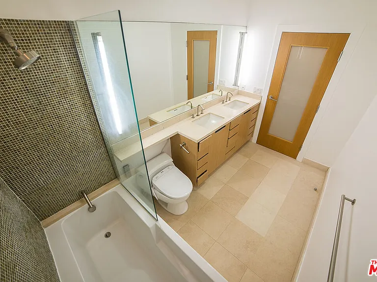 8 Brooks Ave #11 — Photo 27