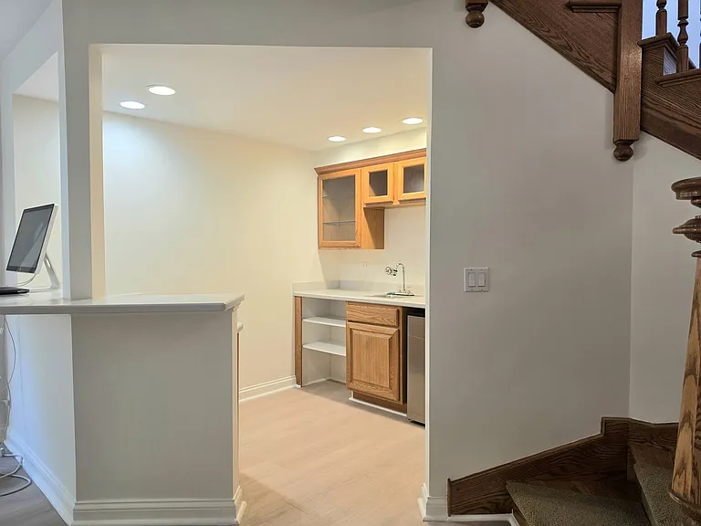 2085 Valor Ct — Photo 36