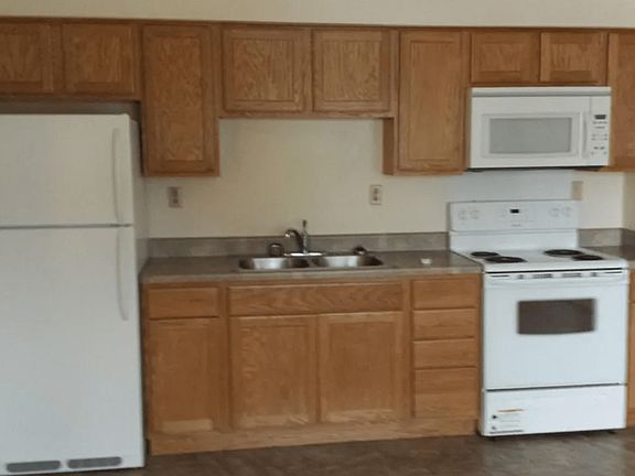 4th image of 319 N East St #21002475