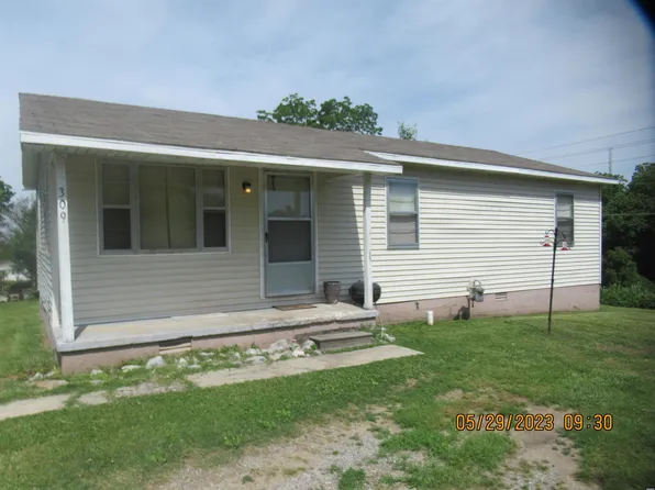 309 Terrace Dr, Hickman, KY 42050