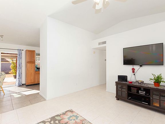 5th image of 8521 W Lawrence Ln