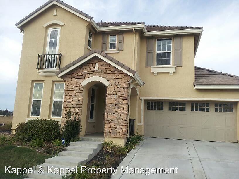 1st image of 1276 Gray Hawk Ln