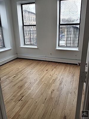 2nd image of 5601 5th Ave APT 3R