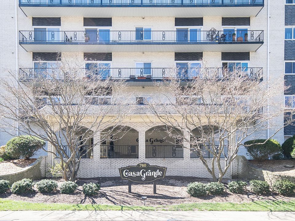 1st image of 740 Zorn Ave APT 2G