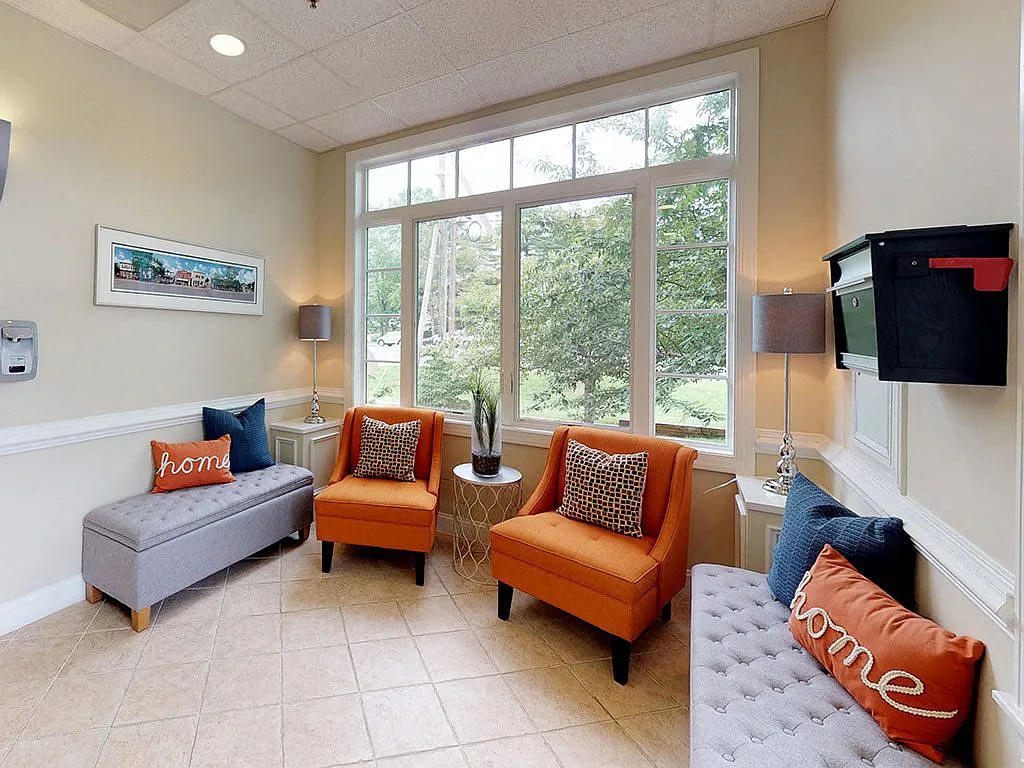 Woodlee Terrace Apartments — Photo 4