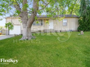 113 N Sinclair Rd, Independence, MO 64050