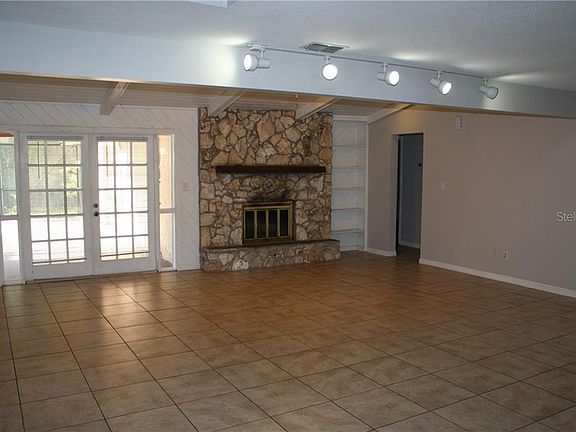 3rd image of 2714 Cloudcroft Dr