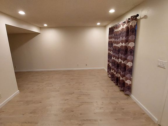 3rd image of 1540 Ivycreek Cir