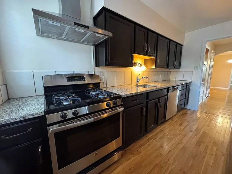 802 Kenwick Rd — Photo 9