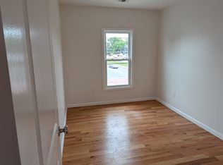 256 E Main St #2F, Middletown, NY 10940