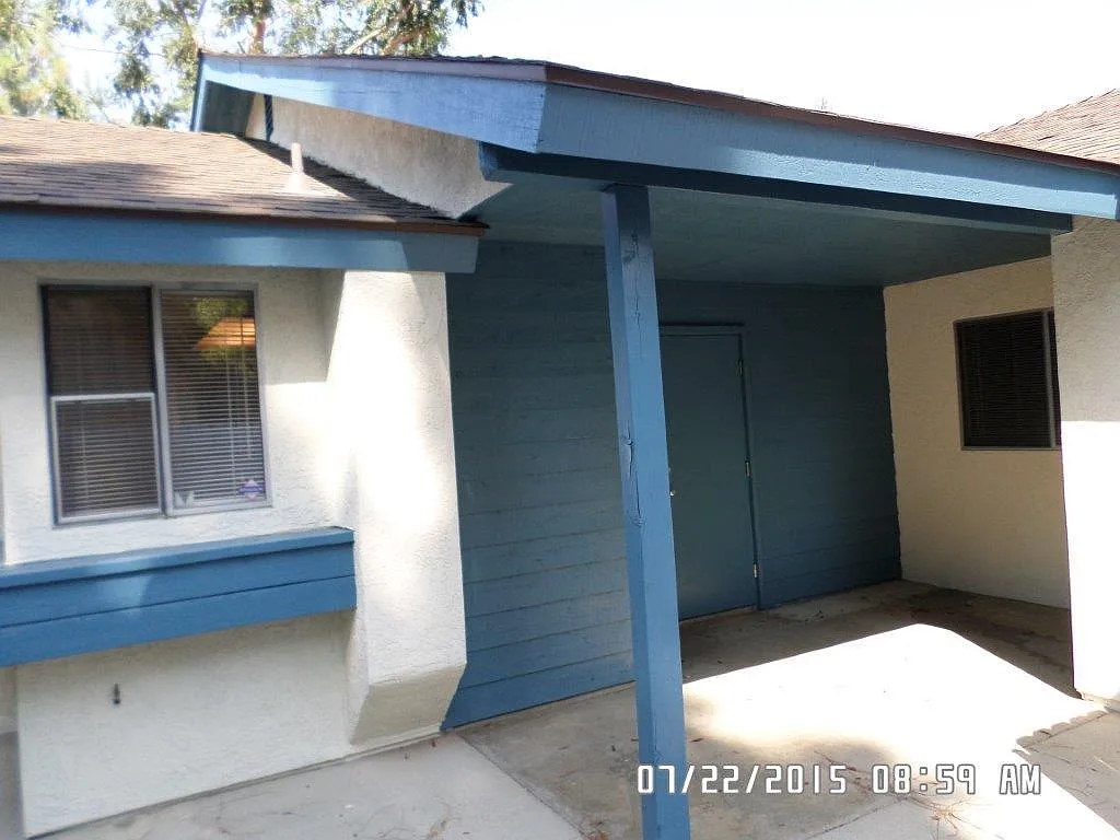 Building Photo - 2429 S Meadowbrook Ct