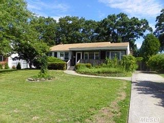 1st image of 207 Marilynn St