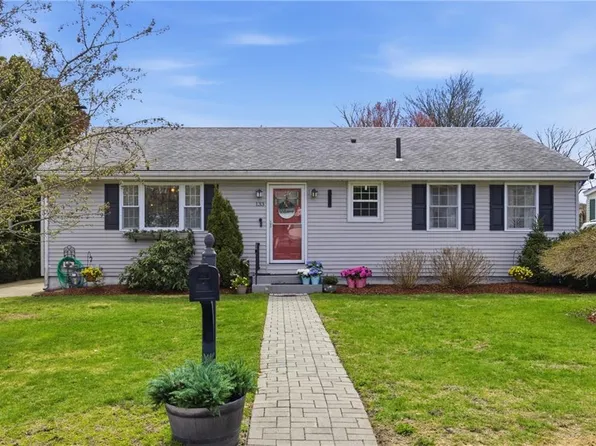 133 Friendship St, Fall River, MA 02724