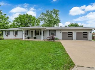 9 Reece Dr, O'Fallon, MO 63366