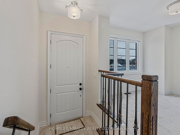 3rd image of 61 Yorkton Blvd