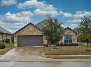 203 Range Rd, Waxahachie, TX 75165