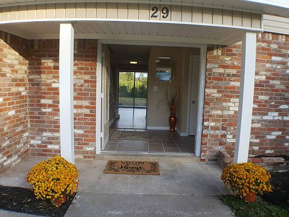2nd image of 29 N Elmwood Dr