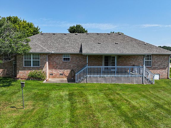 3rd image of 1135 Patterson Branch Rd
