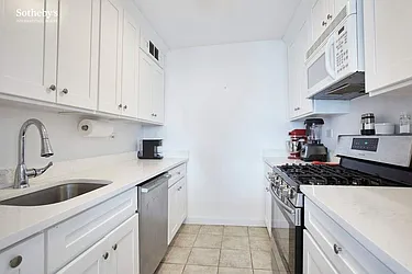 Rented by Sotheby's International Realty