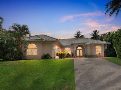 8381 SE Woodcrest Place, Hobe Sound, FL, 33455