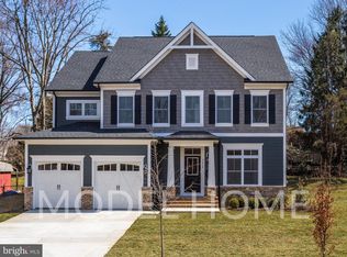 1856 Griffith Rd, Falls Church, VA 22043