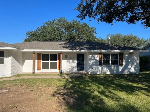 204 Lindsey Ave, Bay City, TX 77414