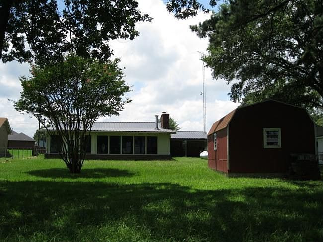 1st image of 2286 Royal Dr E