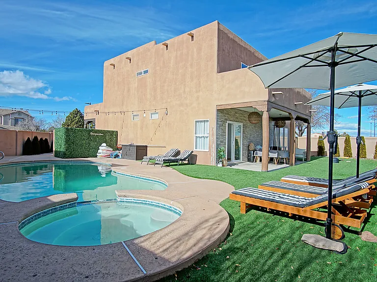 3928 Desert Sage Ct NW — Photo 41