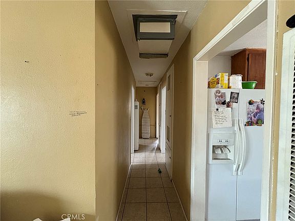 2nd image of 9909 Niagara Ave