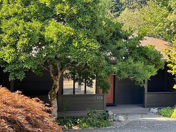 2nd image of 633 Annie Rose Ln NW