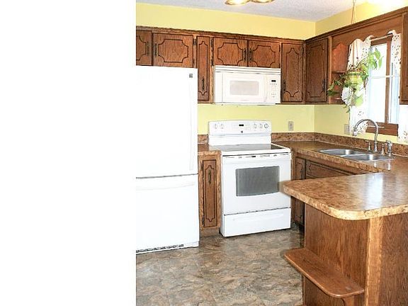 5th image of 1501 Sugarloaf Trl