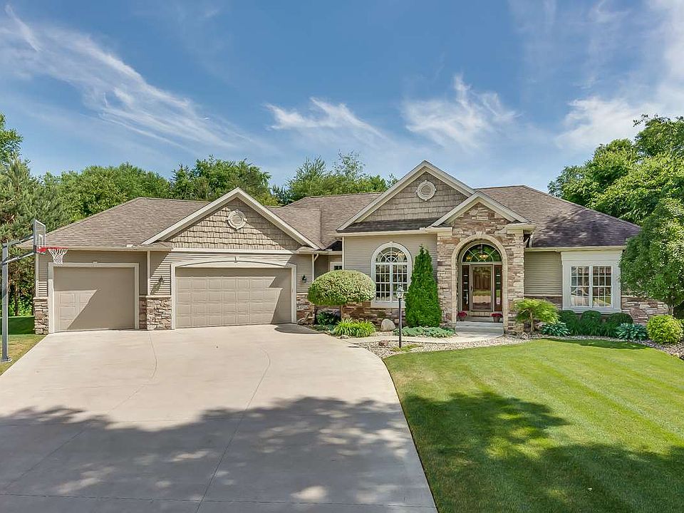 1st image of 29722 Woodstone Ct