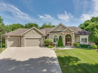 29722 Woodstone Ct, Elkhart, IN 46517