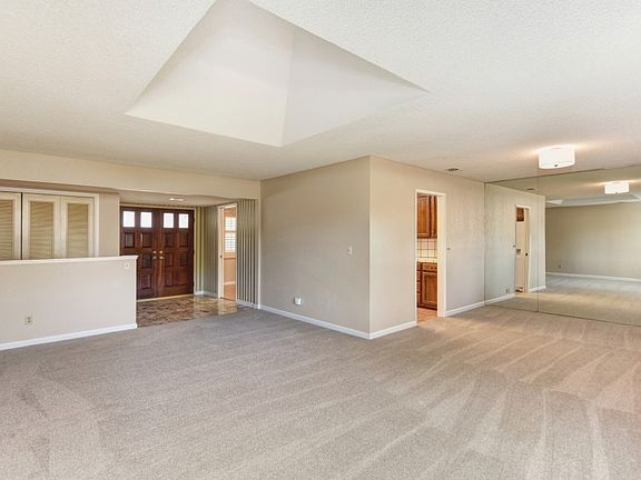 5th image of 6300 Hillrise Dr