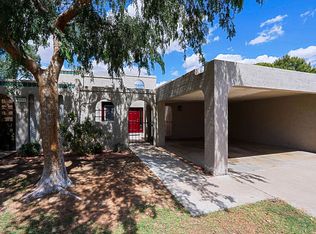 1106 E Cochise Dr, Phoenix, AZ 85020