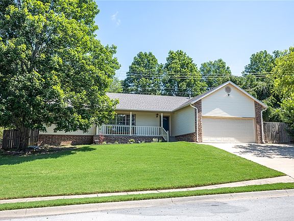 4th image of 2472 W Jane Circle Dr