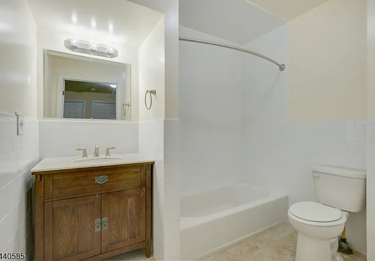83-85 Summit Ave #3A — Photo 5