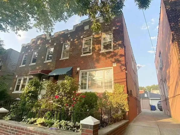 31-19 98th St, East Elmhurst, NY 11369