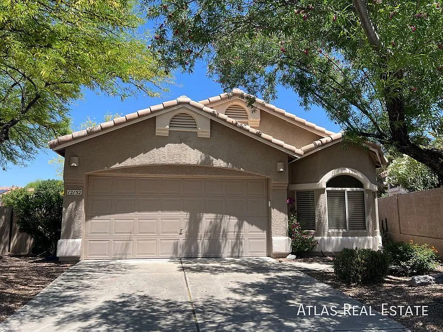 Oro Valley Three Bedroom Home — Photo 1