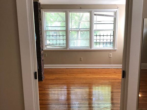 2nd image of 1442 Vance Ave #1442