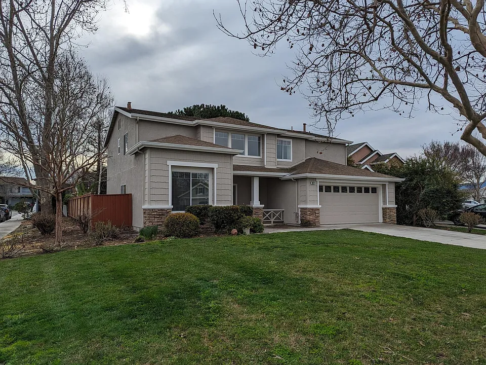 1971 Carousel Dr