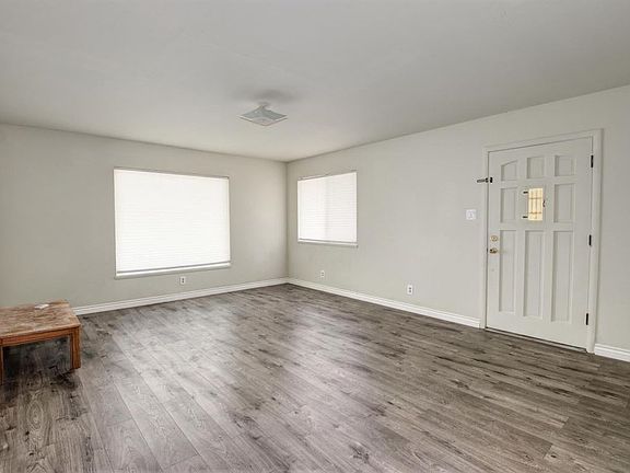4th image of 7655 Eastbreeze Cir