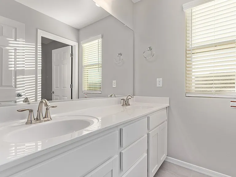 19210 W Solano Dr — Photo 33