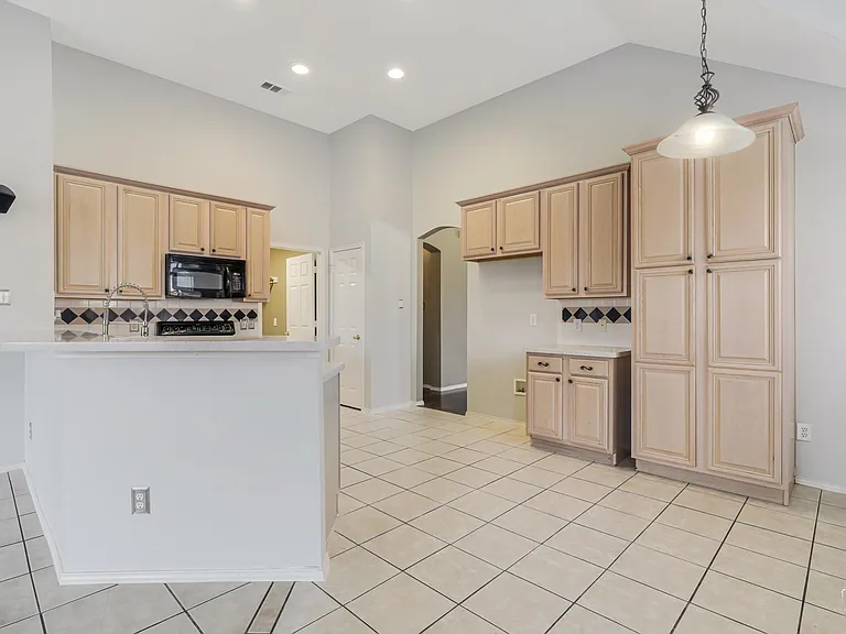 5653 Westwood Ln — Photo 27