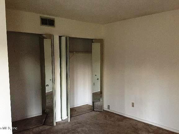 3rd image of 526 Fairways Cir #0