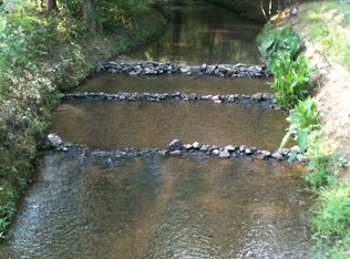 1574 White Plains Rd, Anniston, AL 36207