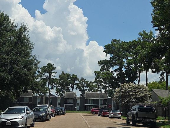 4th image of 5843 Village Forest Ct