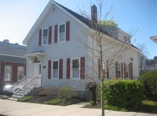 537 Walnut St, Fall River, MA 02720